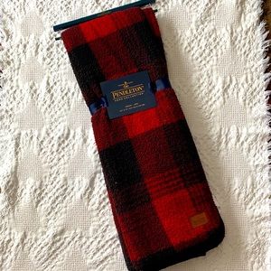 NWT Pendleton Throw Blanket